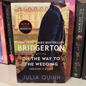 Bridgerton: On the Way to the Wedding Book